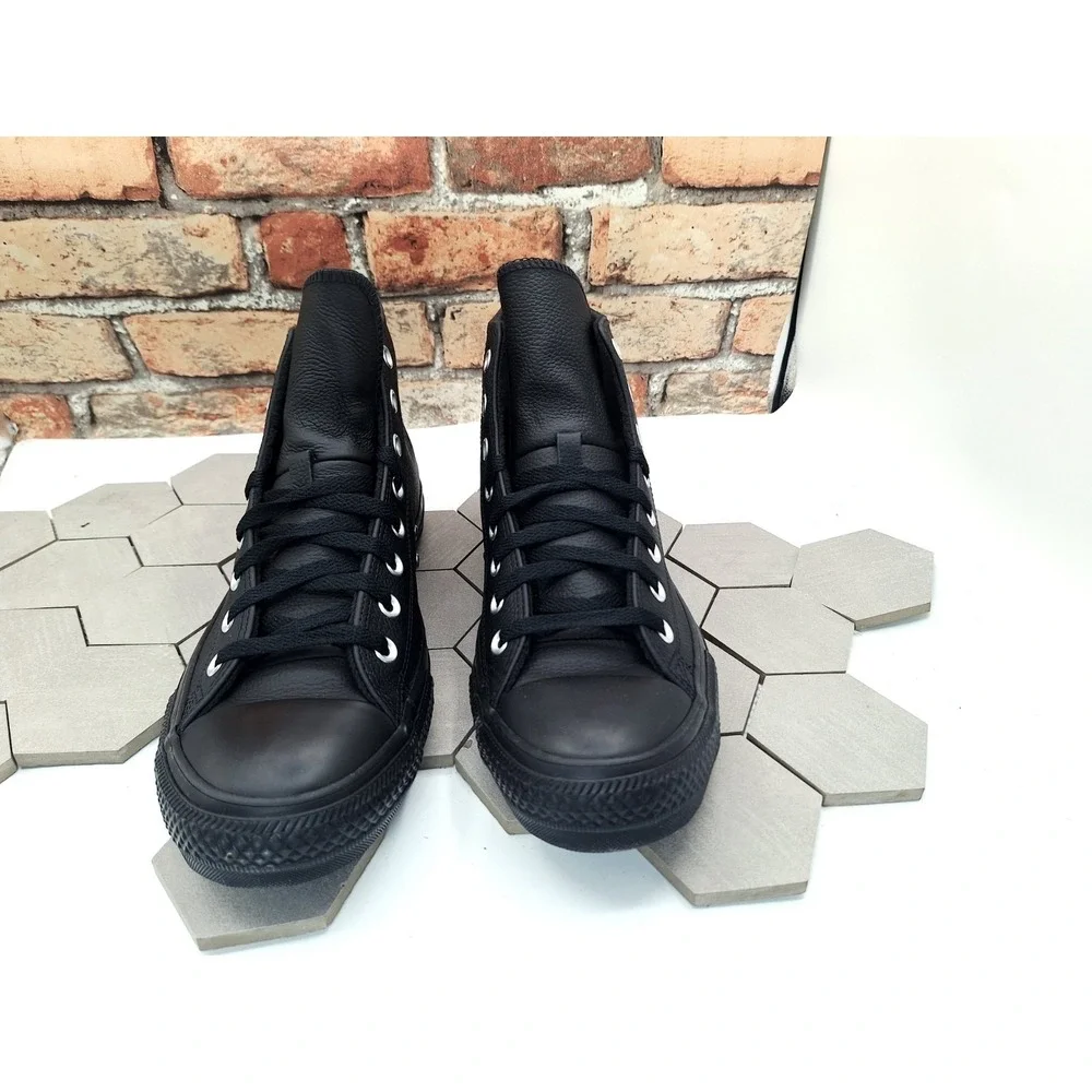 Converse Chuck Taylor Winter Water-Repellent Hi Black Leather Men Sz 11.5 Rare
